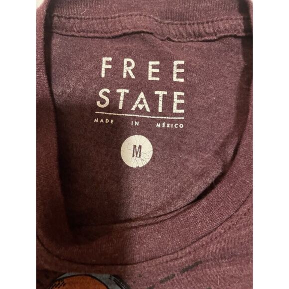 Free State Sun and Moon Aeropostale Junior Size Medium Maroon T Shirt - Picture 2 of 6